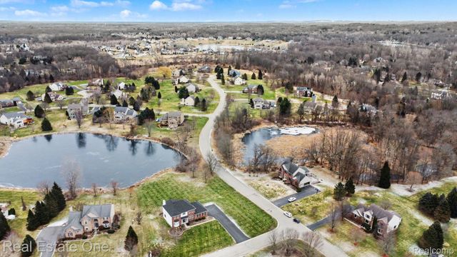 5045 Ashford Road, Independence Charter Township, MI 48348