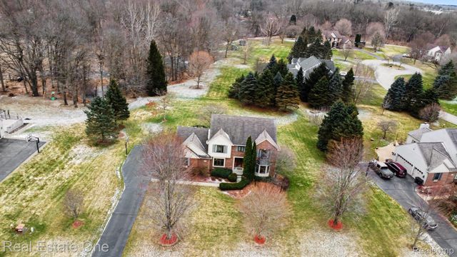 5045 Ashford Road, Independence Charter Township, MI 48348