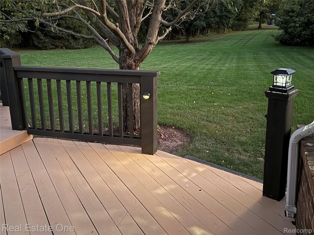 5045 Ashford Road, Independence Charter Township, MI 48348