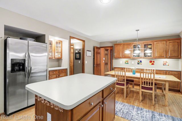 5045 Ashford Road, Independence Charter Township, MI 48348