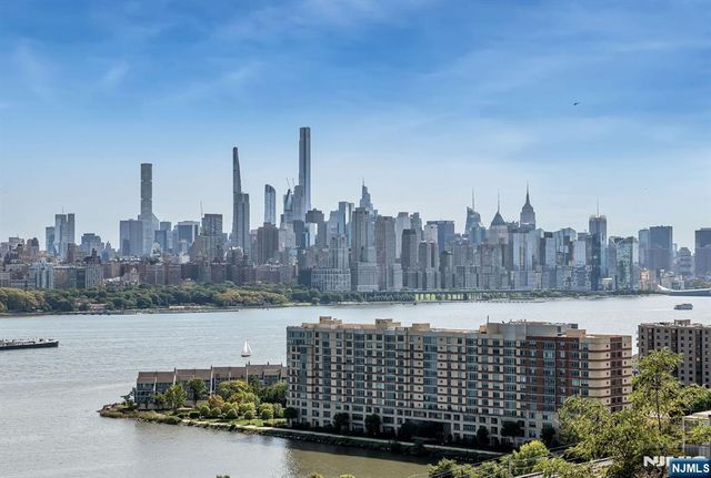 8300 Boulevard East 4D, North Bergen, NJ 07047