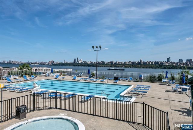 8300 Boulevard East 4D, North Bergen, NJ 07047