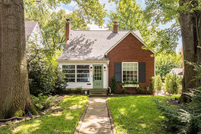 217 Garrett Place, Columbus, OH 43214