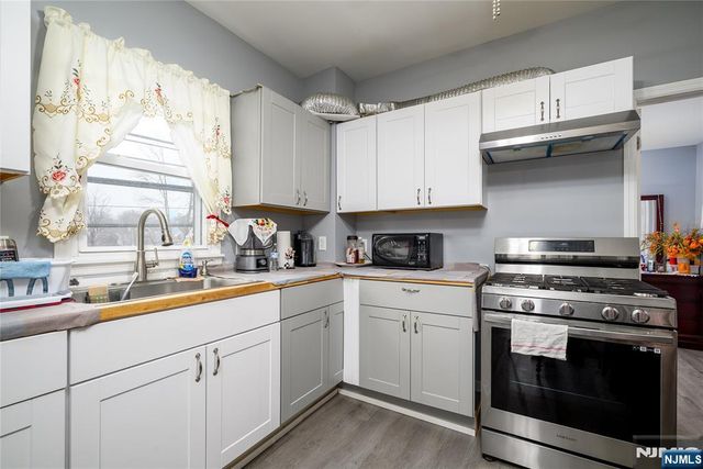 527 Cary Street, Orange, NJ 07050