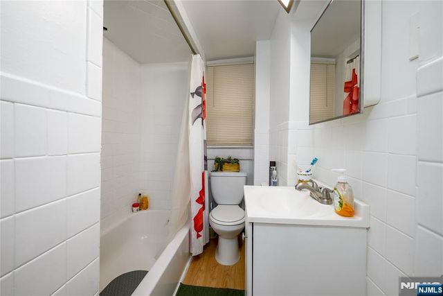 527 Cary Street, Orange, NJ 07050