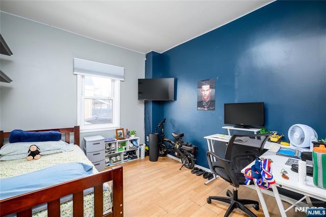 527 Cary Street, Orange, NJ 07050