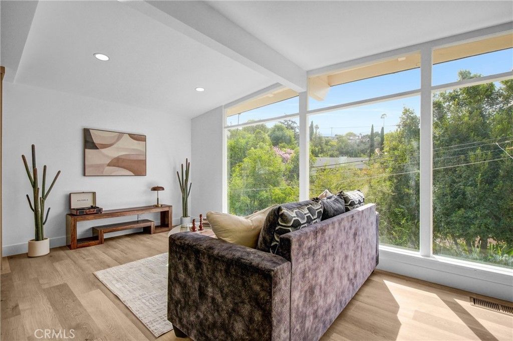 2677 Saxon, Los Angeles, CA 90065 — photo 5