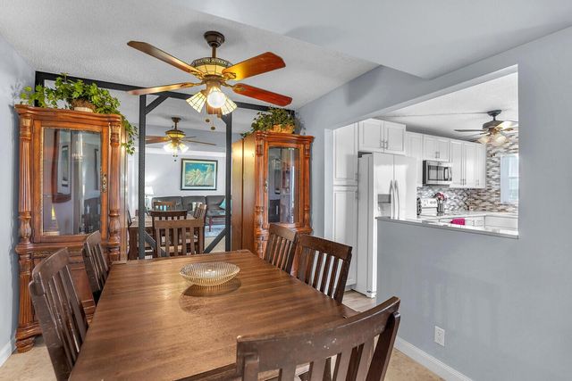 3959 Via Poinciana 503, Lake Worth, FL 33467