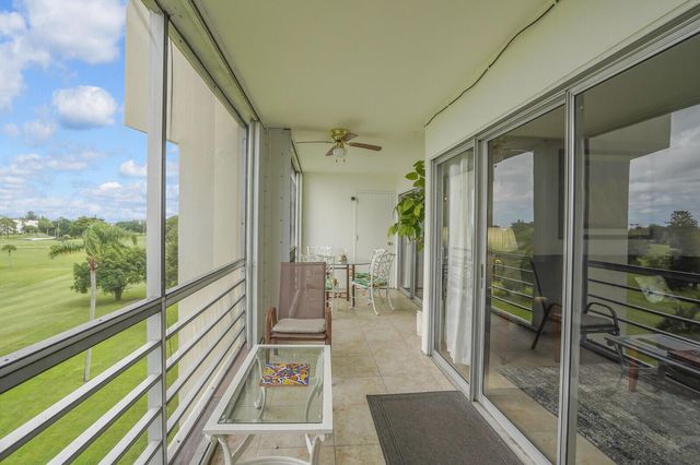 3959 Via Poinciana 503, Lake Worth, FL 33467