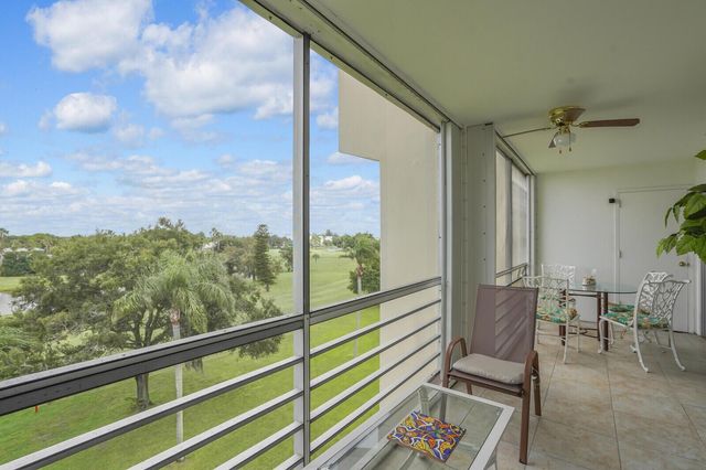 3959 Via Poinciana 503, Lake Worth, FL 33467