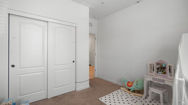 2350 Sheldon Dr, Fairfield, CA 94533