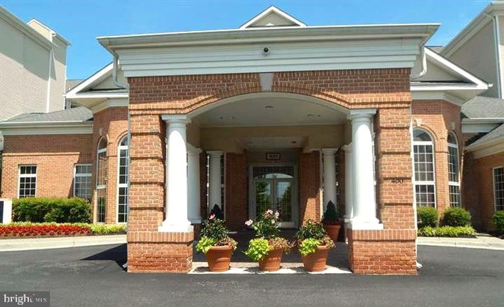 400 Symphony Cir # 261C, Cockeysville, MD 21030