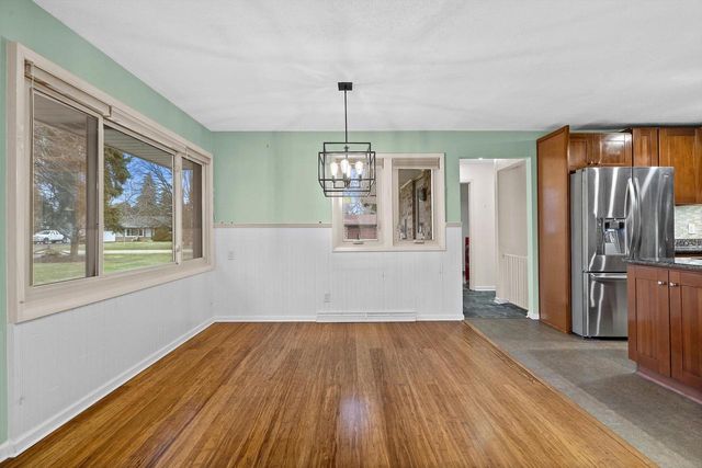 4630 Oakdale DRIVE, Racine, WI 53405