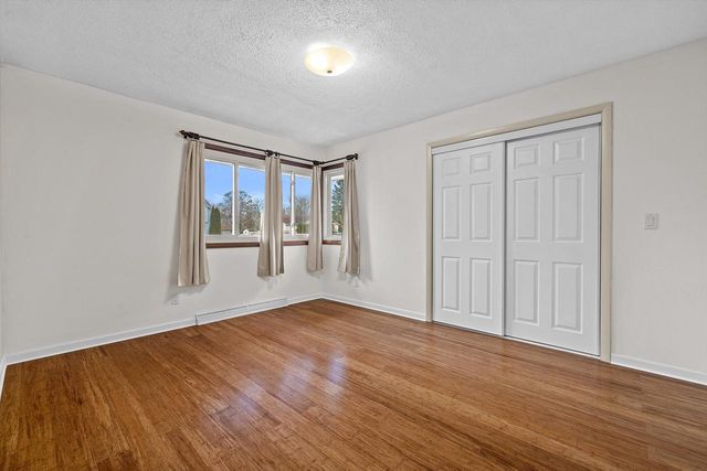 4630 Oakdale DRIVE, Racine, WI 53405