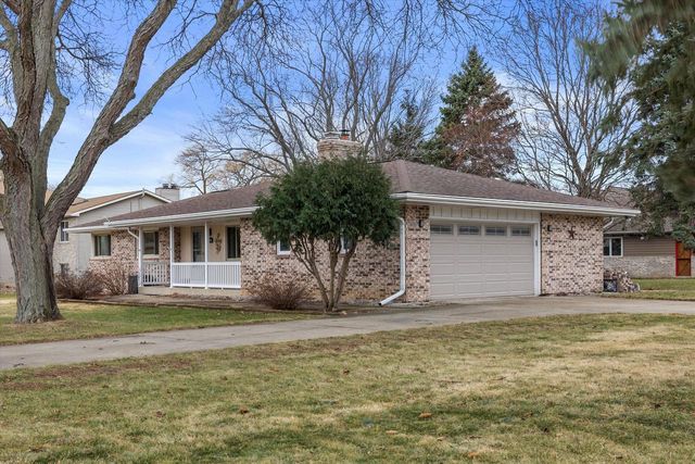 4630 Oakdale DRIVE, Racine, WI 53405