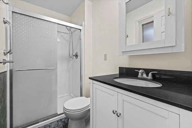 4630 Oakdale DRIVE, Racine, WI 53405