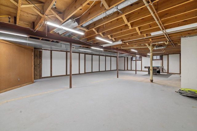 4630 Oakdale DRIVE, Racine, WI 53405