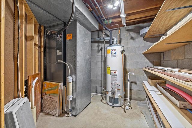 4630 Oakdale DRIVE, Racine, WI 53405