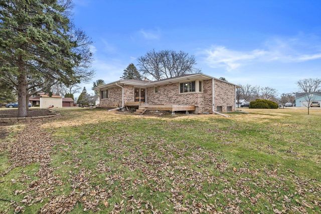 4630 Oakdale DRIVE, Racine, WI 53405