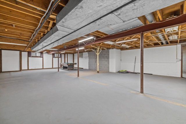 4630 Oakdale DRIVE, Racine, WI 53405