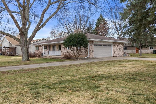 4630 Oakdale DRIVE, Racine, WI 53405