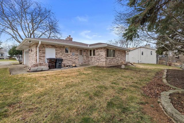 4630 Oakdale DRIVE, Racine, WI 53405