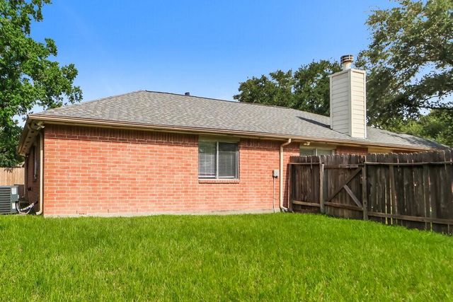 12119 Bowsman Drive, Tomball, TX 77377