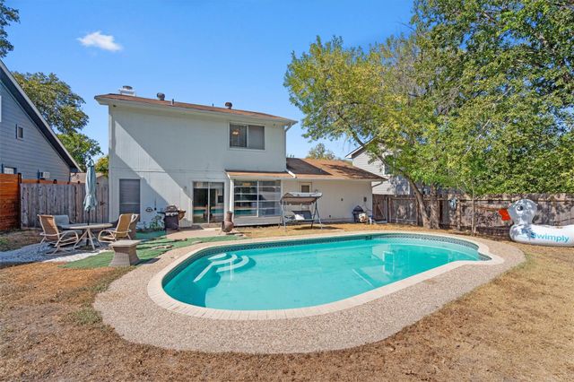 8309 Beaver Brook LN, Austin, TX 78748
