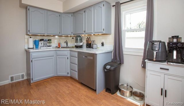1875 Moran Avenue, Lincoln Park, MI 48146
