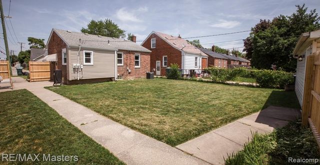 1875 Moran Avenue, Lincoln Park, MI 48146
