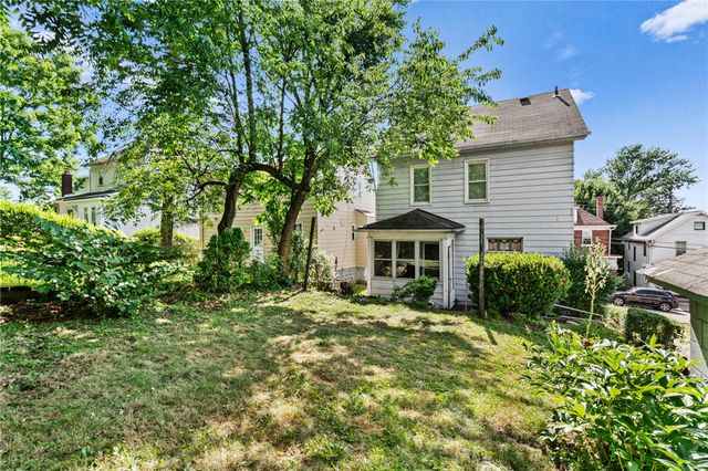 1411 Meadow St, Mckeesport, PA 15132