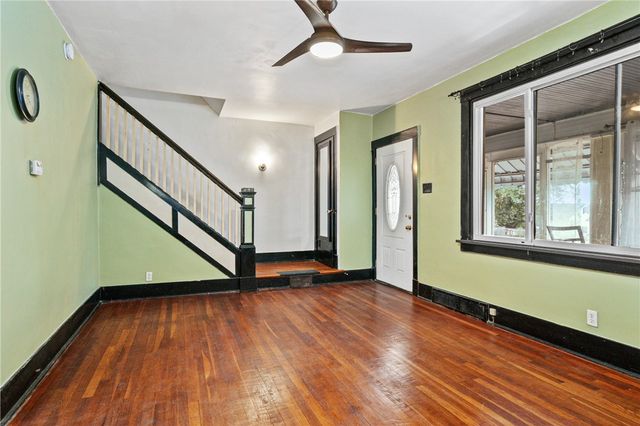 1411 Meadow St, Mckeesport, PA 15132