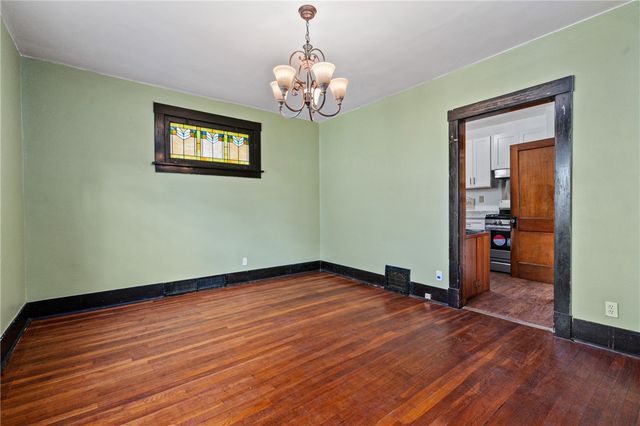 1411 Meadow St, Mckeesport, PA 15132