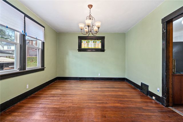 1411 Meadow St, Mckeesport, PA 15132