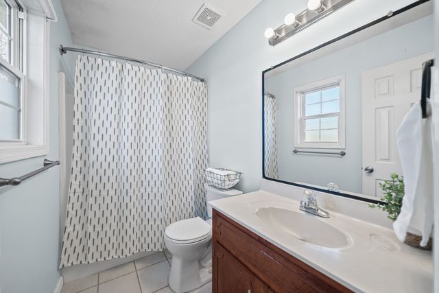 3452 Sandpiper Dr, Clarksville, TN 37042