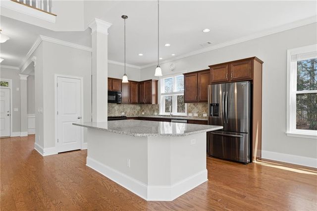 519 Huntington Drive, Ball Ground, GA 30107