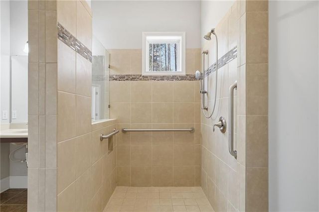 519 Huntington Drive, Ball Ground, GA 30107