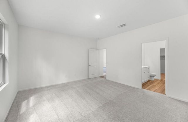 325 Sieders ST, Taylor, TX 76574