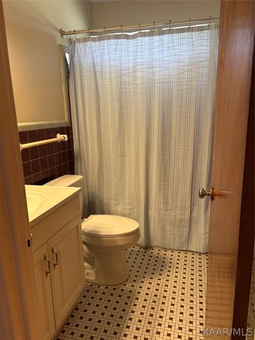 997 Parkwood Drive, Montgomery, AL 36109