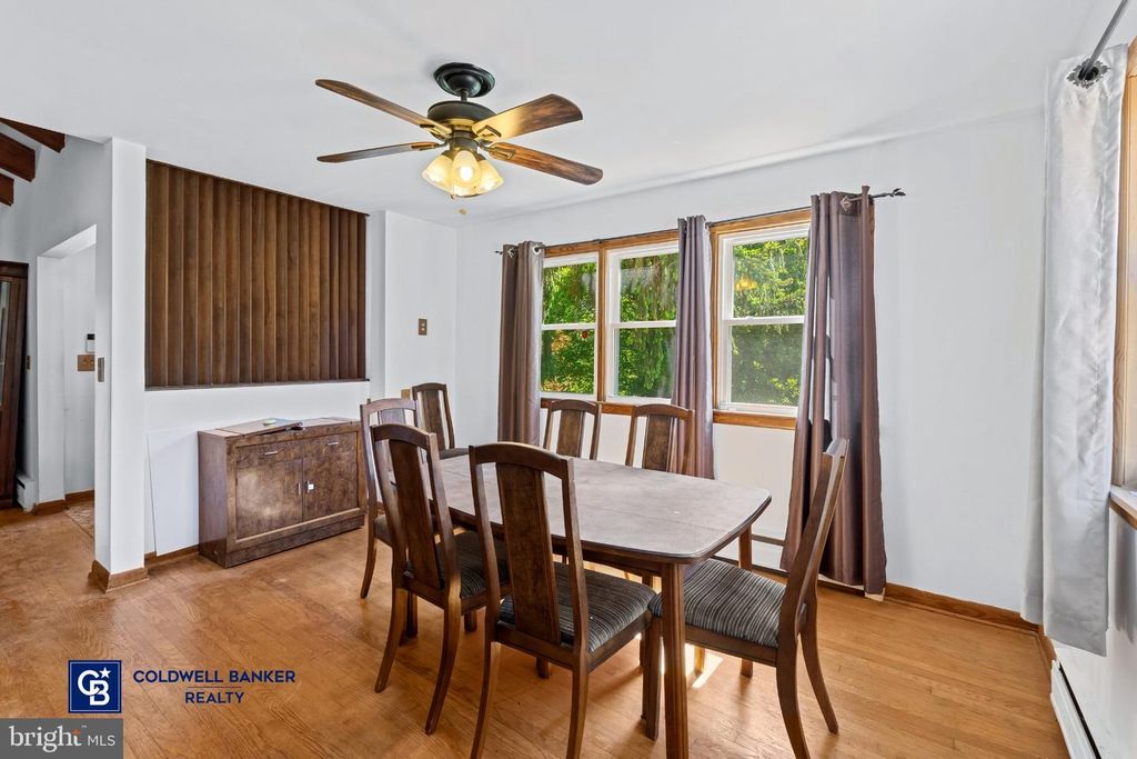 Image 11 of property listing at 5422 WOODBINE RD, Woodbine, MD 21797