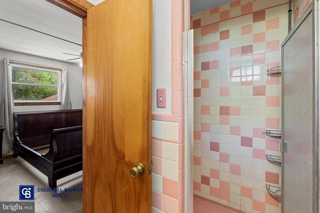Image 21 of property listing at 5422 WOODBINE RD, Woodbine, MD 21797