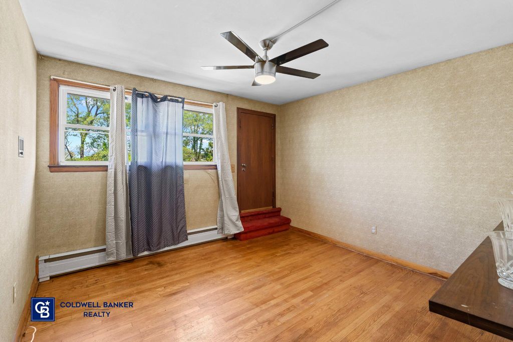 Image 22 of property listing at 5422 WOODBINE RD, Woodbine, MD 21797