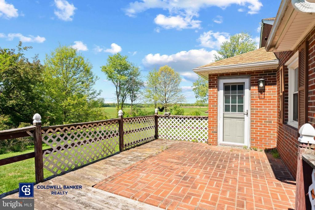 Image 34 of property listing at 5422 WOODBINE RD, Woodbine, MD 21797