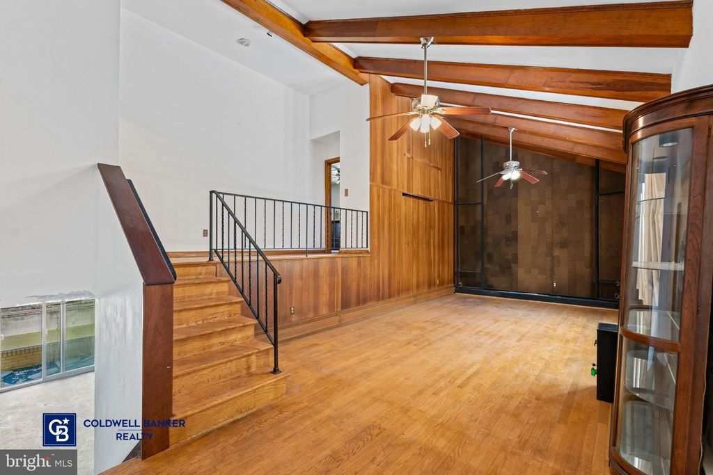 Image 6 of property listing at 5422 WOODBINE RD, Woodbine, MD 21797