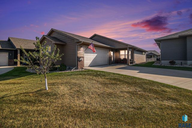 4905 E 62nd St Street, Sioux Falls, SD 57108