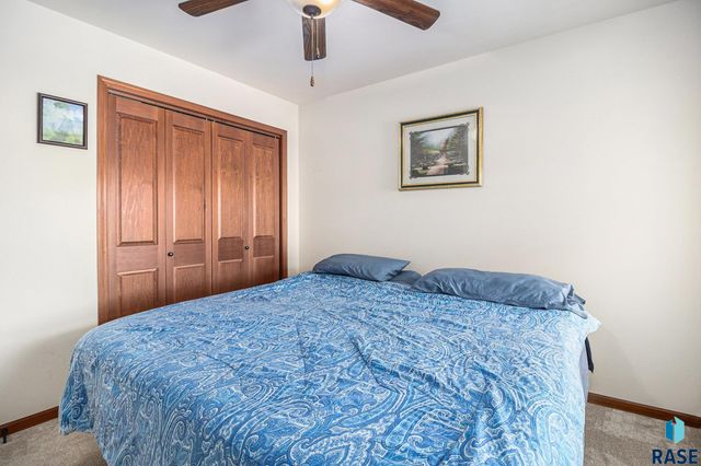 4905 E 62nd St Street, Sioux Falls, SD 57108