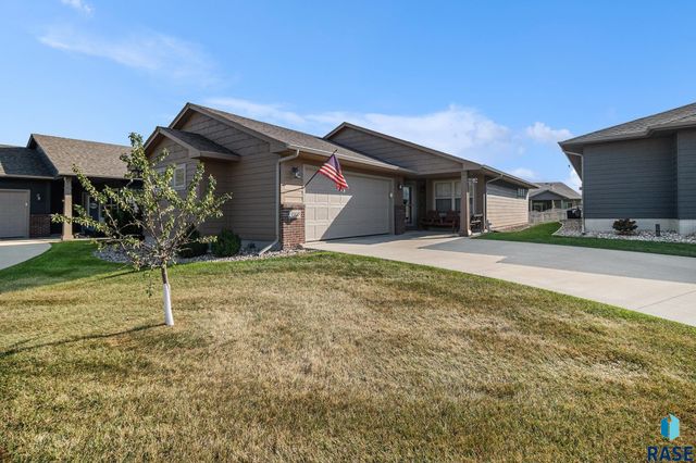 4905 E 62nd St Street, Sioux Falls, SD 57108