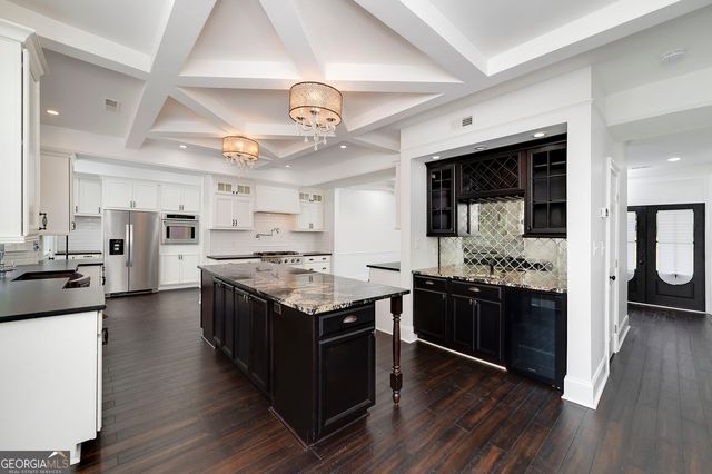 604 Country Lake Drive, Hampton, GA 30228