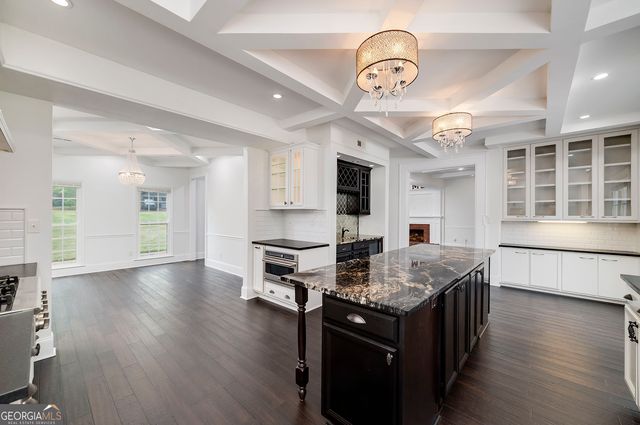 604 Country Lake Drive, Hampton, GA 30228