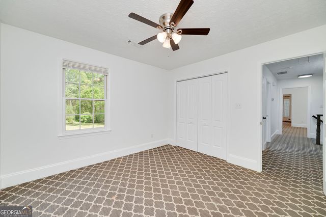 604 Country Lake Drive, Hampton, GA 30228